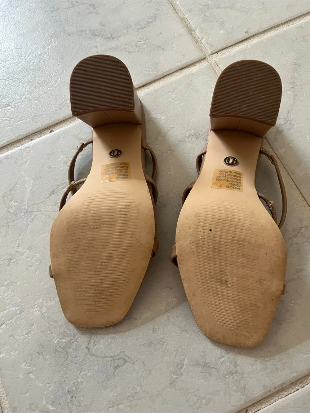 OVO Brown Strappy Square-Toe Block Heel Sandals Size 7